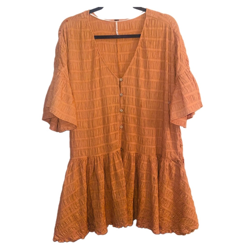 Free People Shirred Button Peplum Dress/Tunic. Size Medium but can fit up to XL.